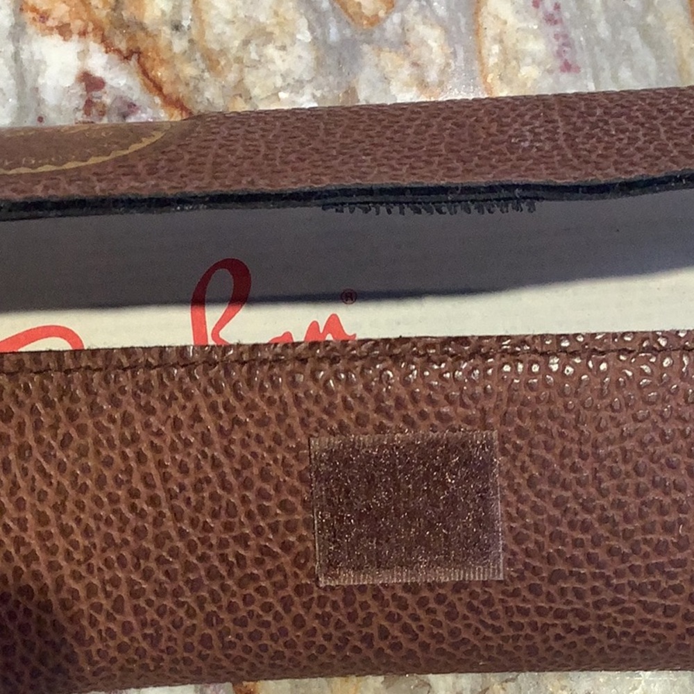 Ray-Ban case - Picture 2 of 2